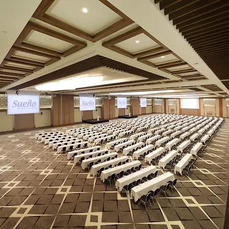 Sueno Deluxe Hotel