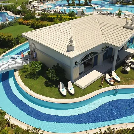 Sueno Deluxe Hotel 5*