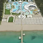 Sueno Deluxe Hotel